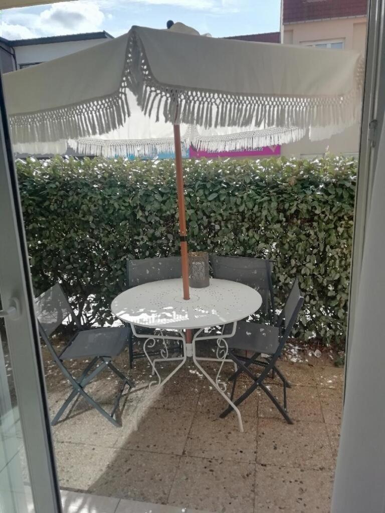 T3 Rez-De-Chaussee Lumineux Avec Terrasse Proche Plage Cucq Luaran gambar